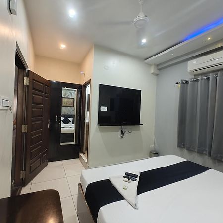 Hotel Grandview Kondapur  Exterior photo